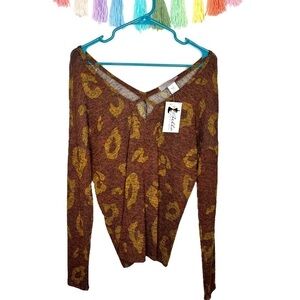 Boutique Rust Leopard Catimal Criss Cross Knotted Pull On Long Sleeve Top Small